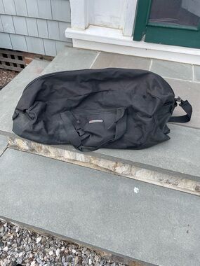Black Duffel Bag - Unbranded Travel Weekender